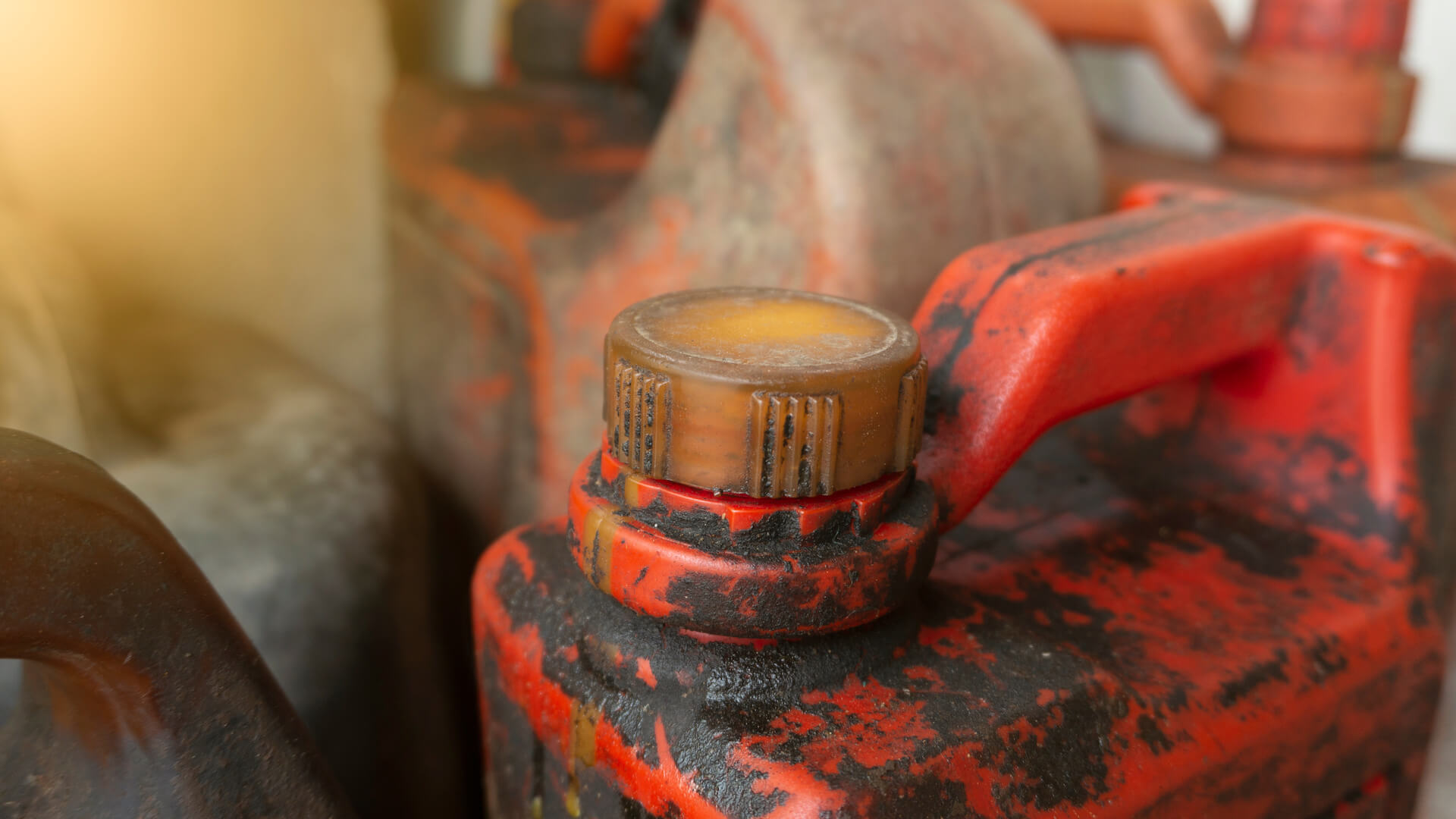 Simple Steps for Cleaning Your Portable Fuel Can